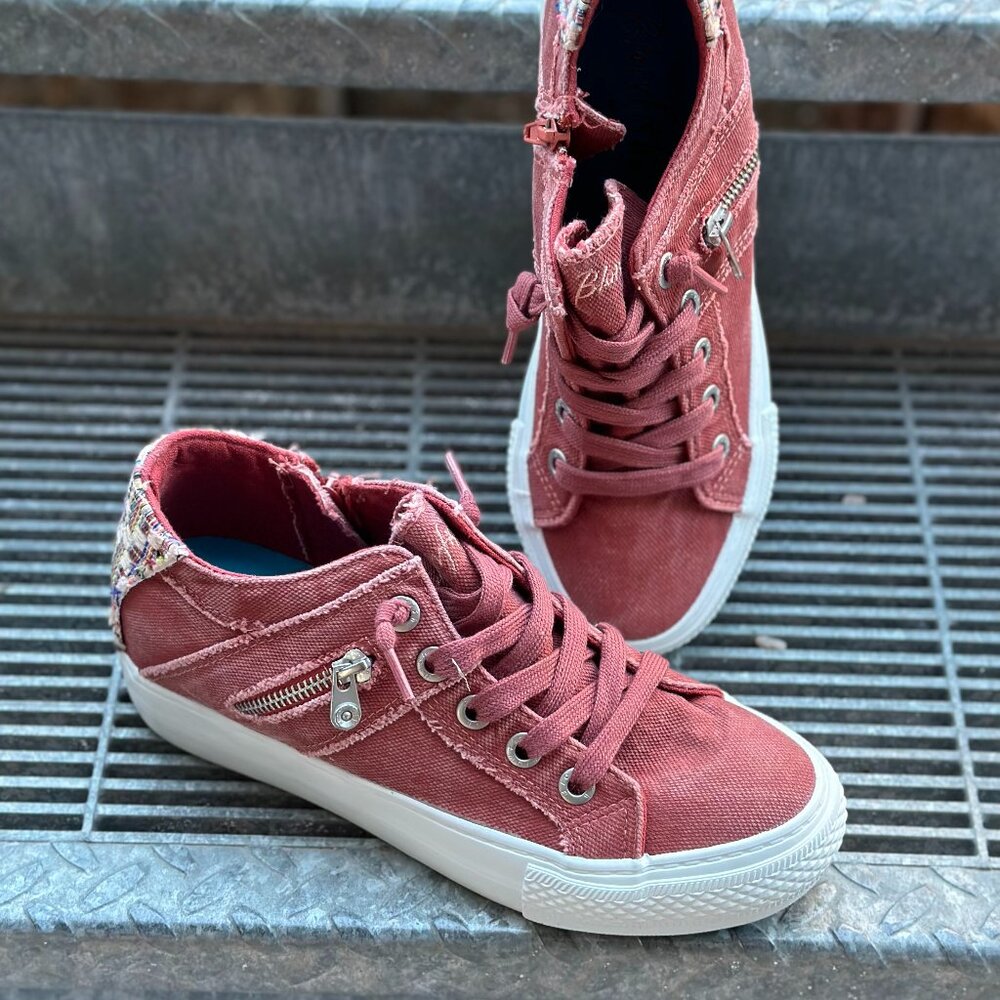 Melondrop Blowfish Wedge Sneaker (Size 6)